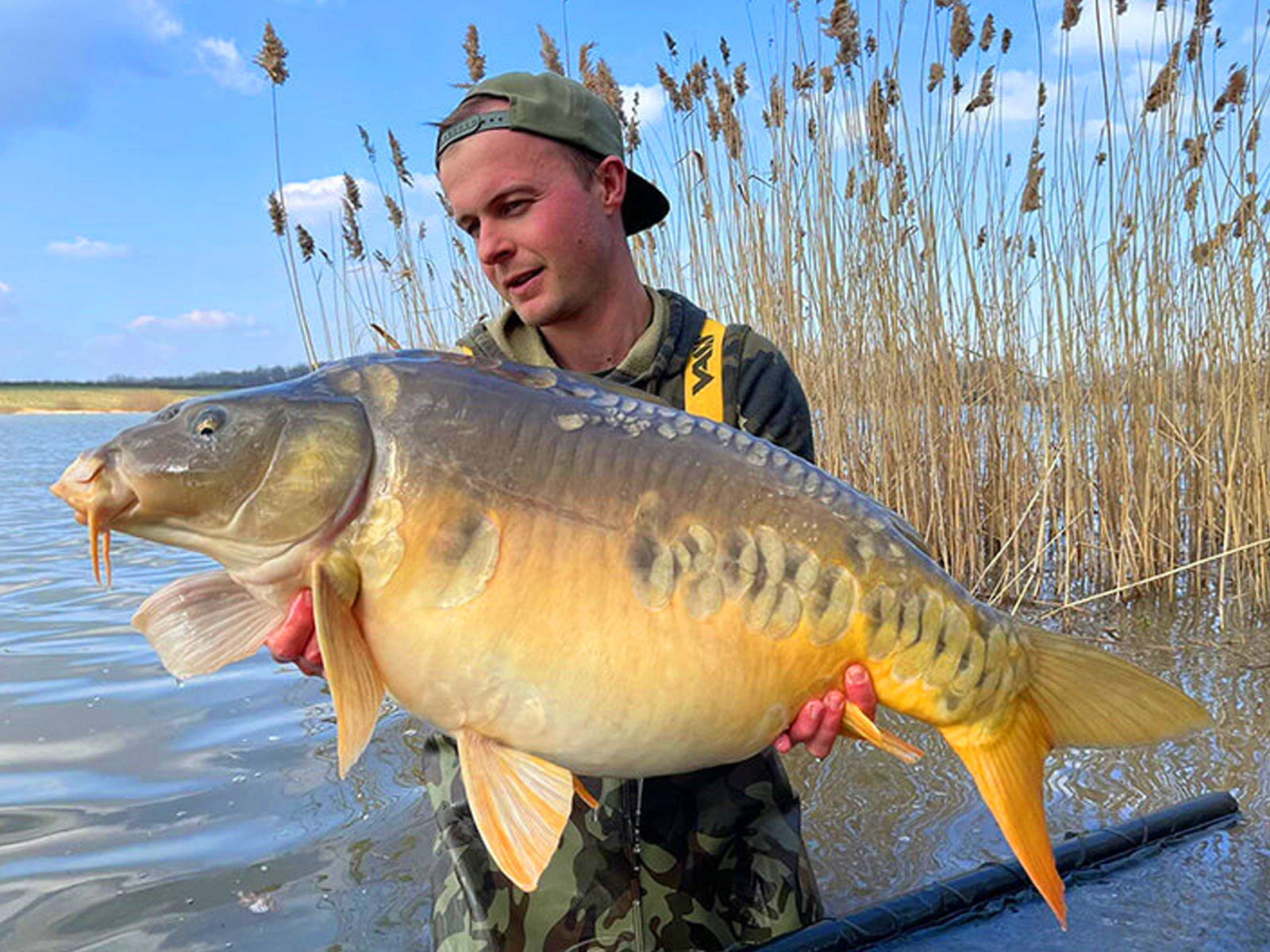 lake exclusive carp fishing holiday