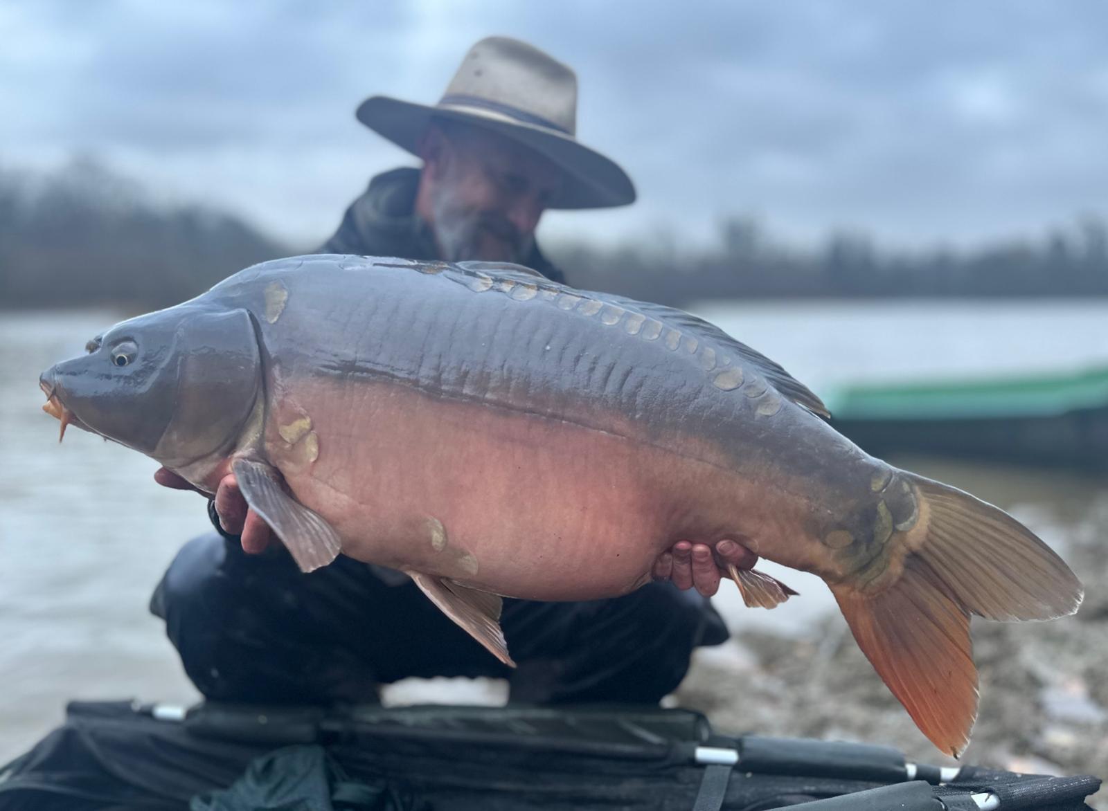 lake exclusive carp fishing