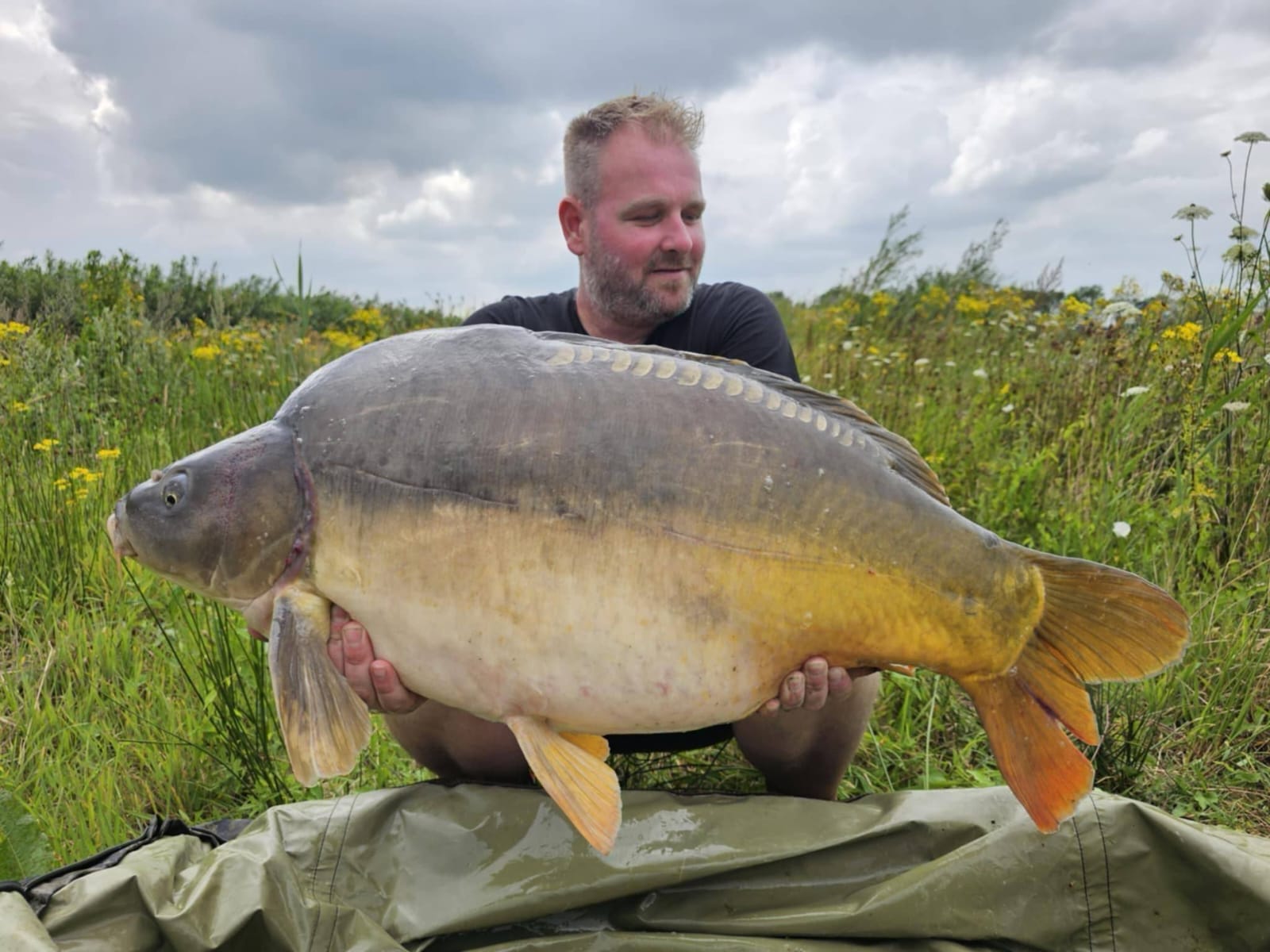 lake exclusive carp fishing holidays