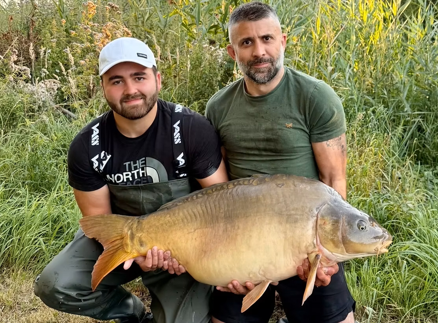 lake exclusive carp fishing
