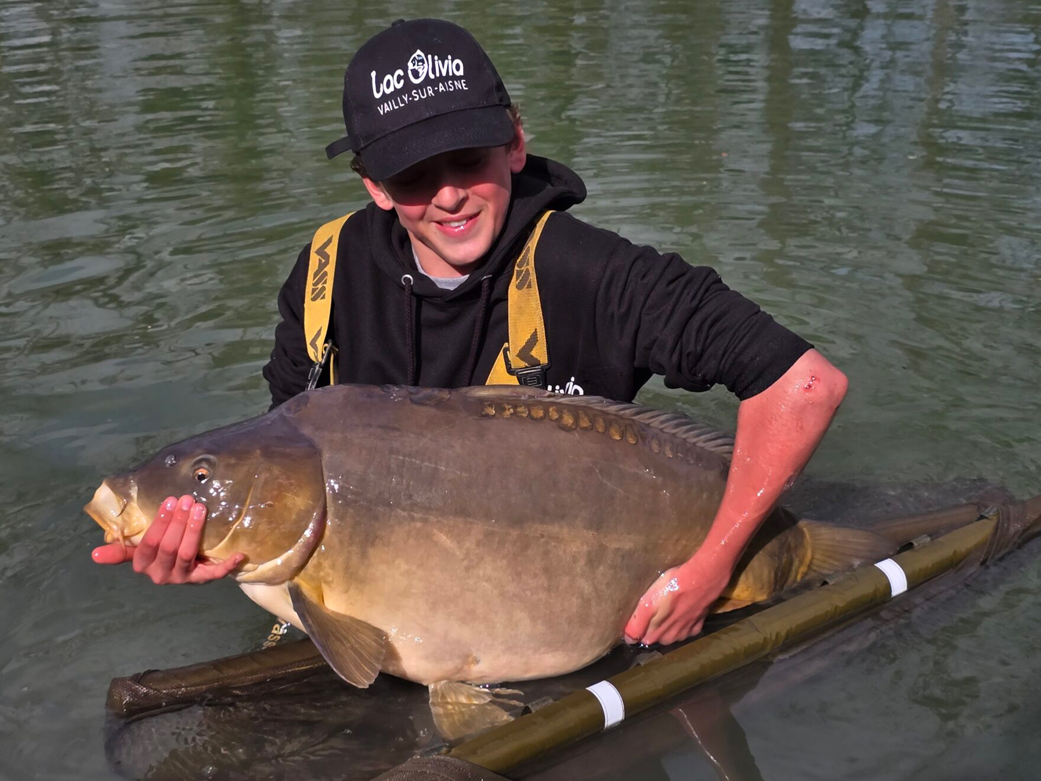 lake exclusive carp fishing holiday